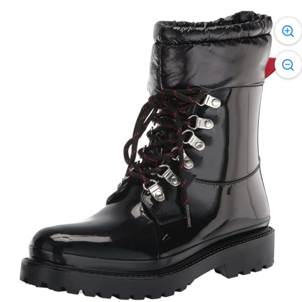 Nine West Black Glossy Lace-Up Winter Boots